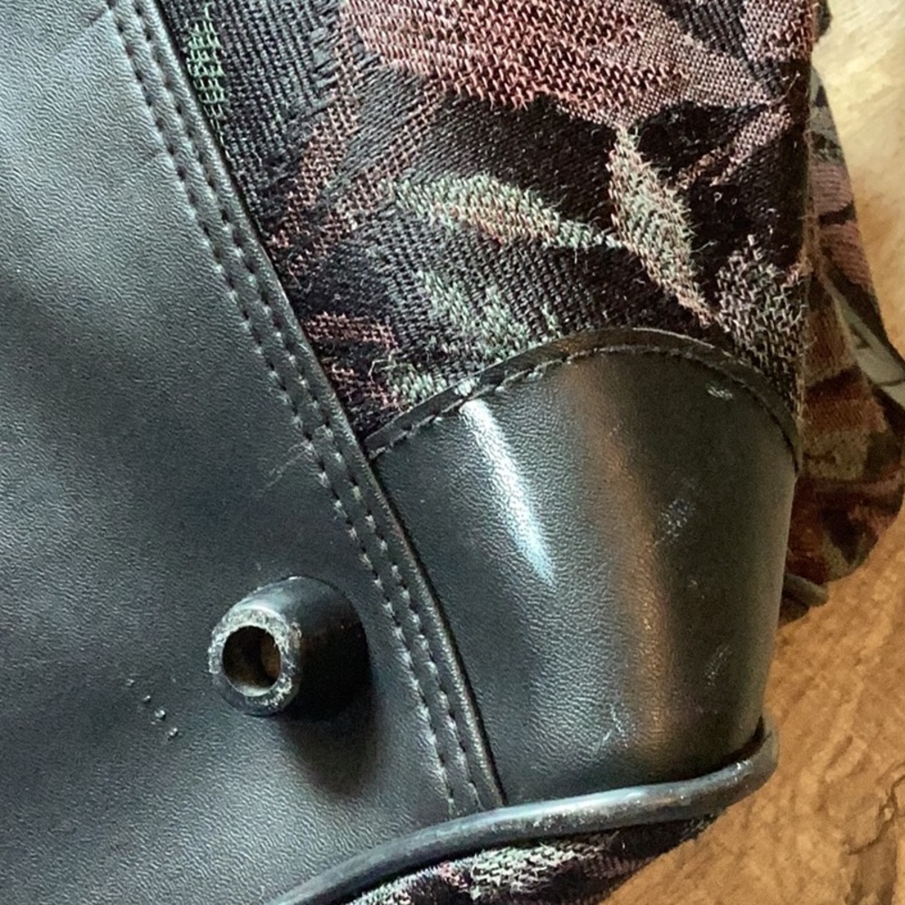 Jaguar Large Floral Tapestry Weekender Duffle Bag - Picture 6 of 7